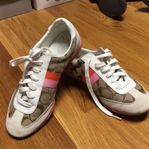 Size 8 women coach sneakers